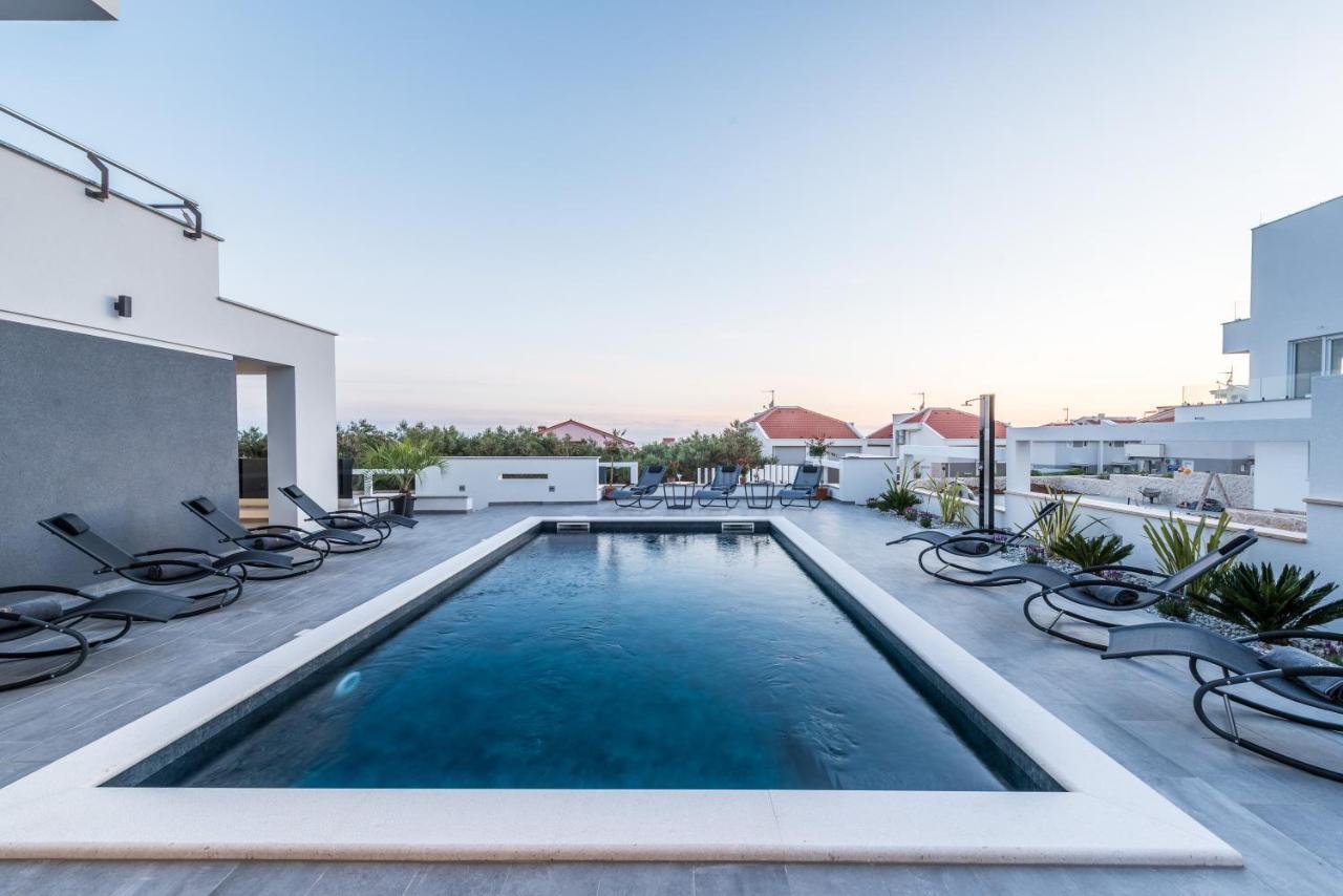 Villa Magnifica Apartments With Pool Novalja Exterior foto