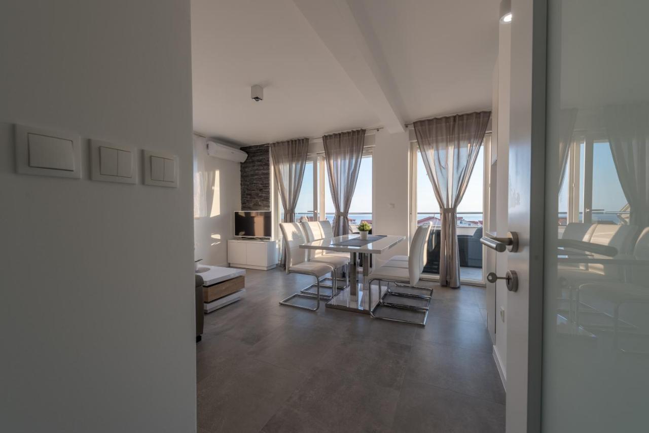 Villa Magnifica Apartments With Pool Novalja Exterior foto